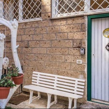 Green Corner In Trastevere Rome Bagian luar foto