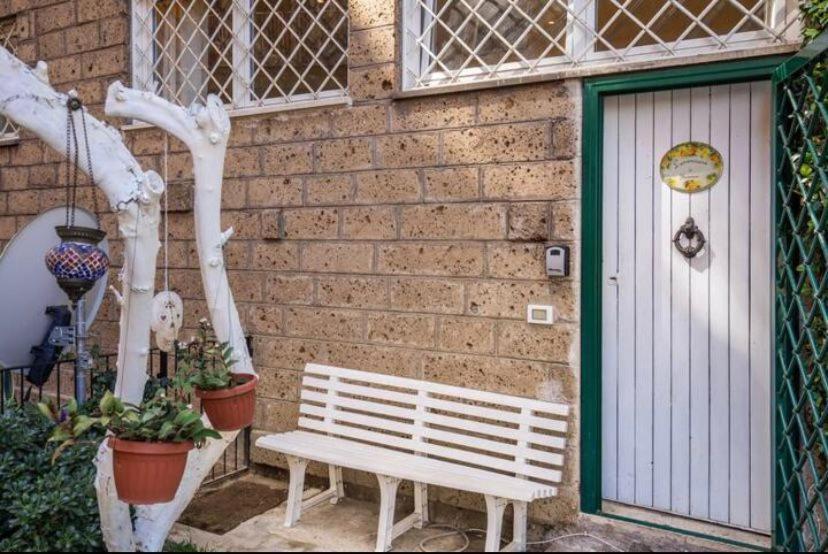 Green Corner In Trastevere Rome Bagian luar foto